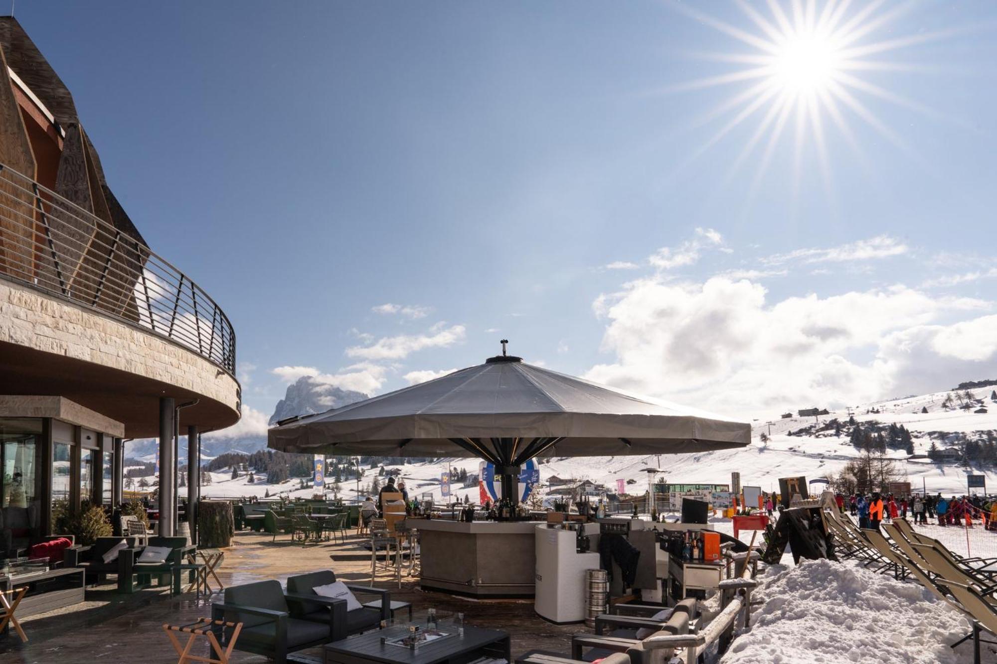 Hotel Alpina Dolomites Alpe Di Siusi Esterno foto